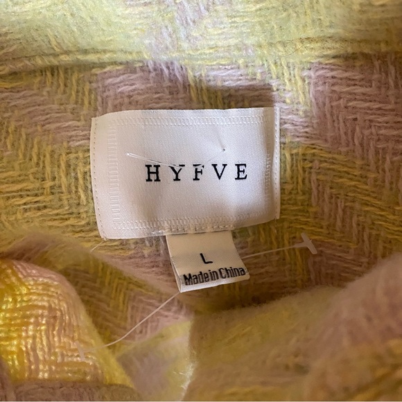 1861 Boutique Shacket - Houndstooth - Picture 3 of 3